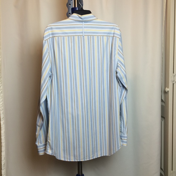 Banana Republic classic button down long sleeve - Picture 6 of 12